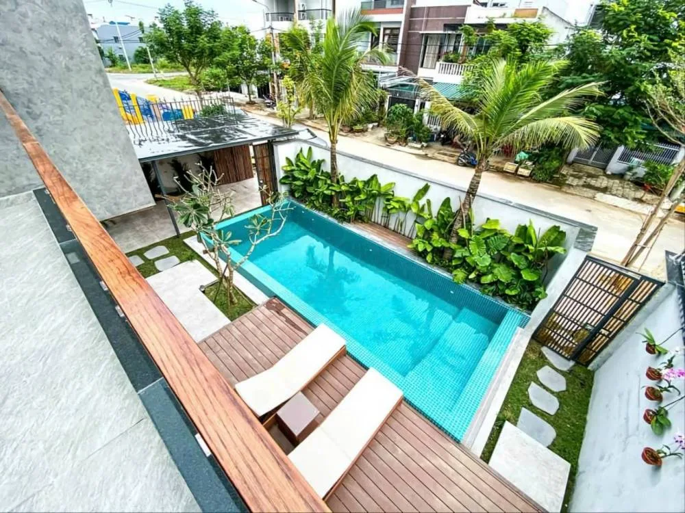 Sam Villas