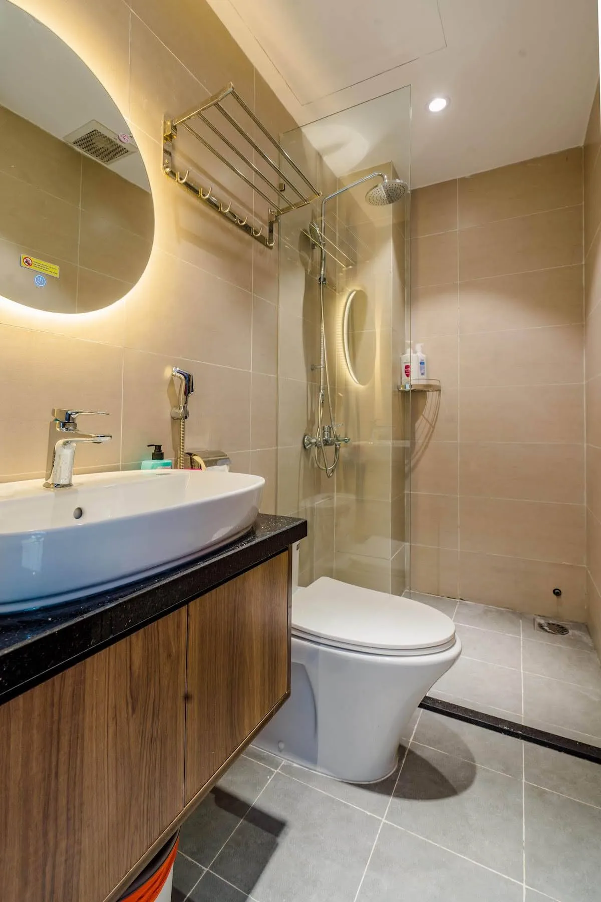 26 Lưu Quang Thuận
