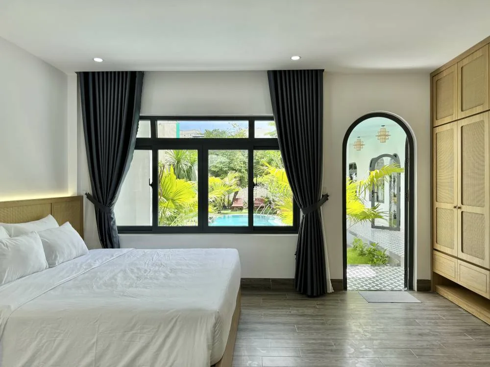 Selena Villa